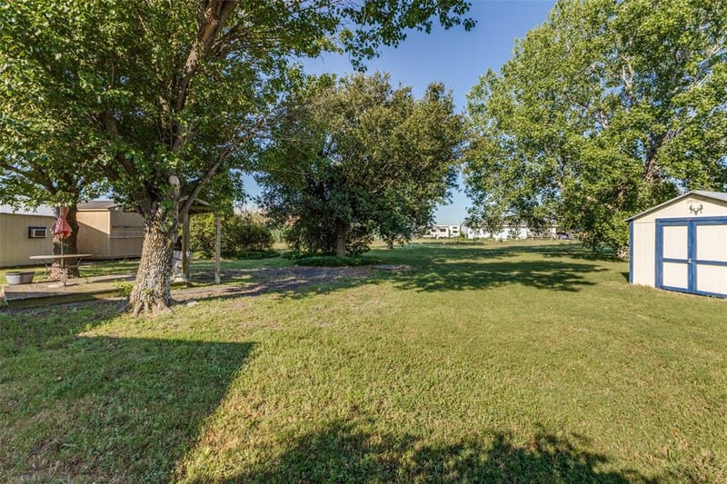 131 Squires Court, Ferris TX 75125 - Photo 23