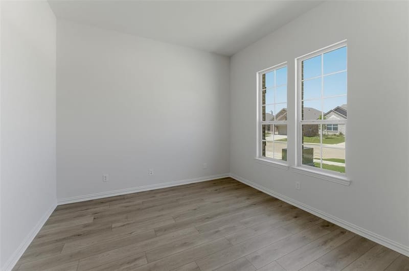 3516 Helena Street, Gainesville TX 76240 - Photo 6