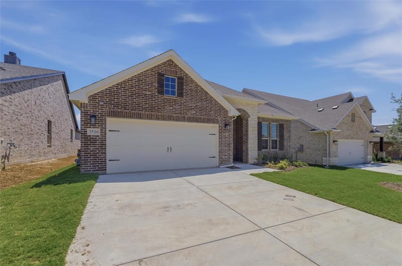 3516 Helena Street, Gainesville TX 76240 - Photo 4