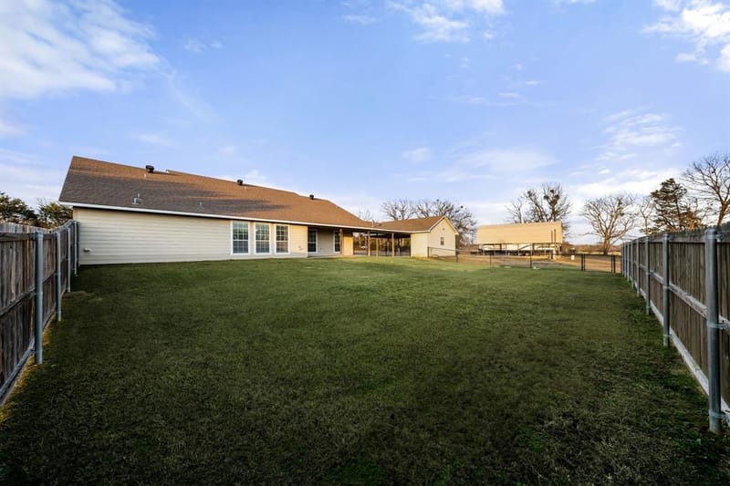 2801 County Road 1600, Alba TX 75410 - Photo 35