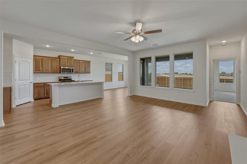 3518 Helena Street, Gainesville TX 76240 - Photo 6