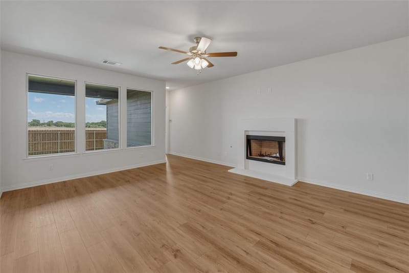 3518 Helena Street, Gainesville TX 76240 - Photo 5