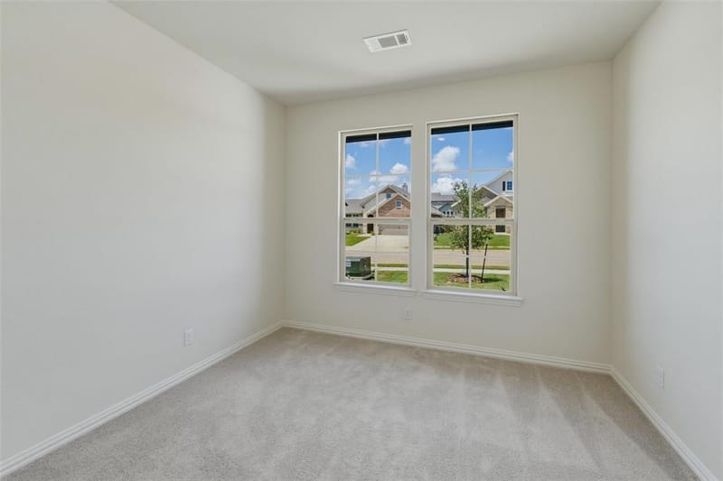 3518 Helena Street, Gainesville TX 76240 - Photo 9