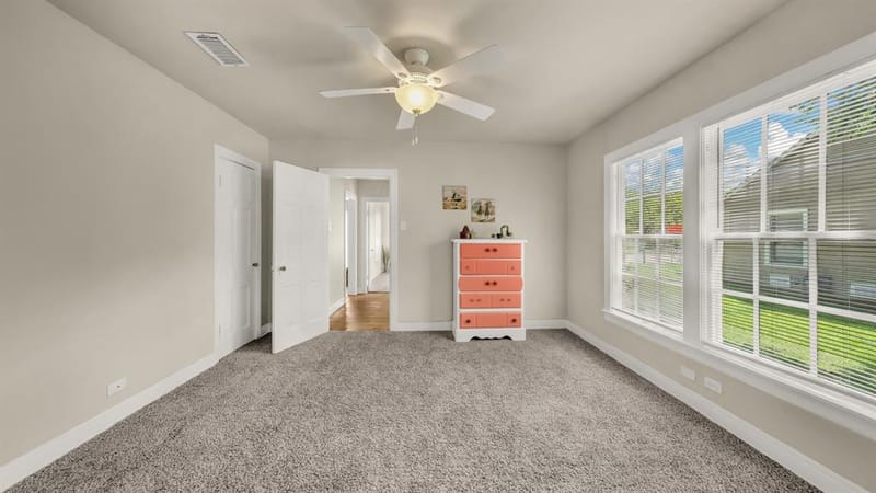 1715 N Oak Avenue, Mineral Wells TX 76067 - Photo 19
