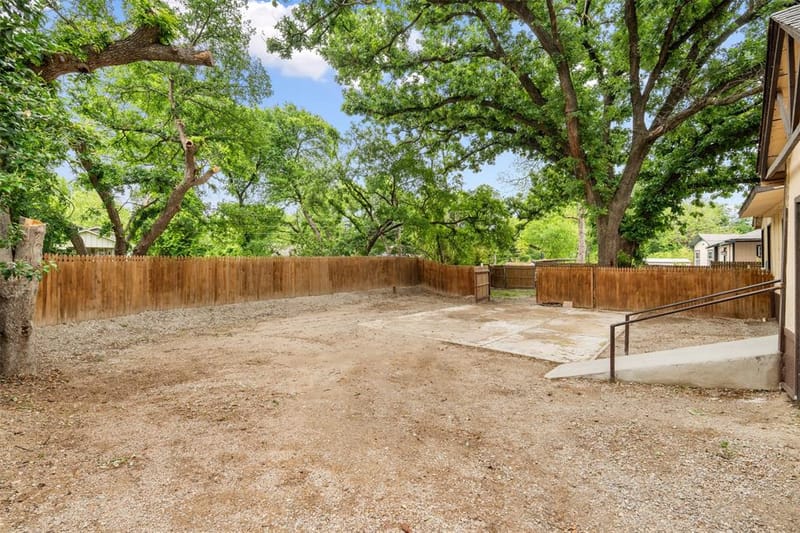 1800 Brook Hollow Drive, Fort Worth TX 76114 - Photo 23