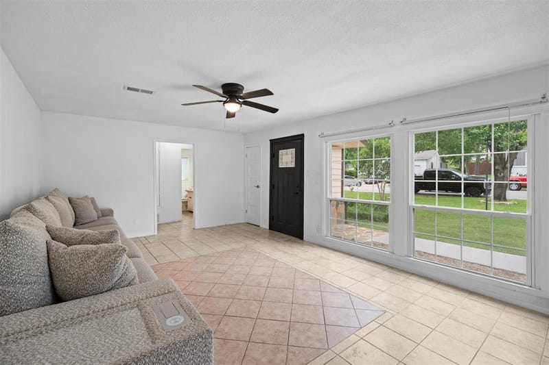 1800 Brook Hollow Drive, Fort Worth TX 76114 - Photo 9