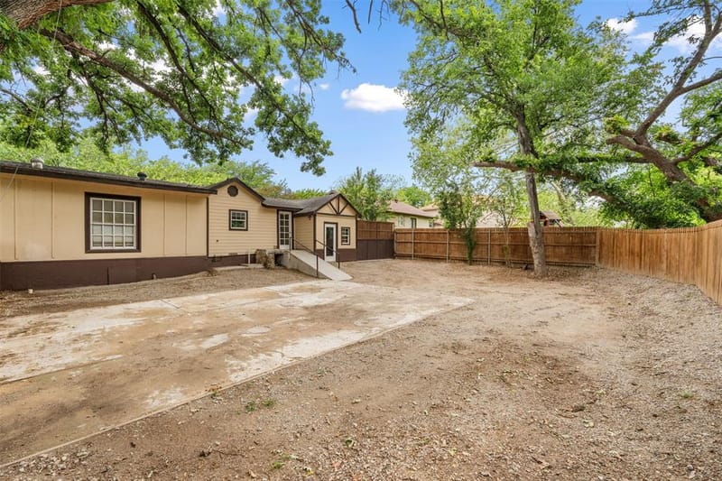 1800 Brook Hollow Drive, Fort Worth TX 76114 - Photo 25