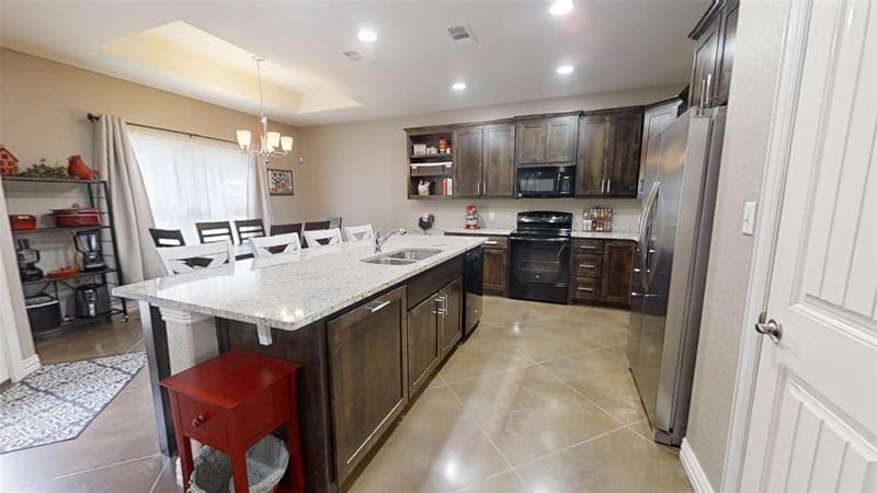 3904 Laramie Trail, Granbury TX 76048 - Photo 7