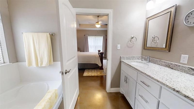 3904 Laramie Trail, Granbury TX 76048 - Photo 14