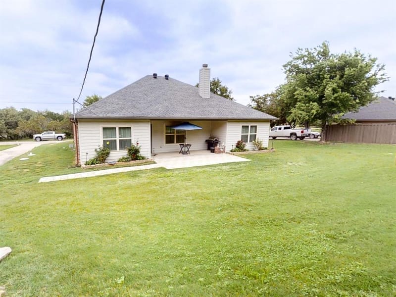 3904 Laramie Trail, Granbury TX 76048 - Photo 19