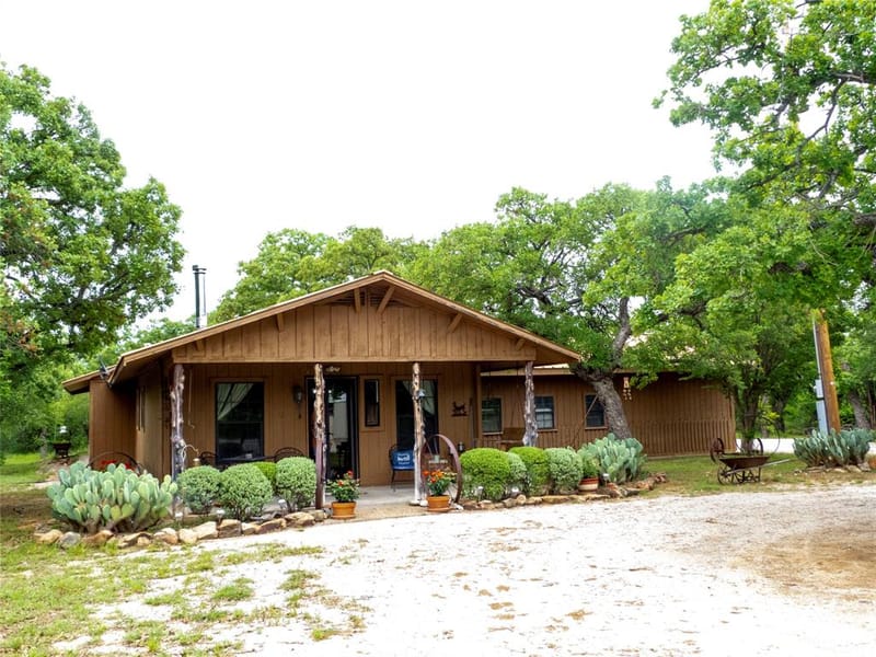 12725 County Road 105, Brownwood TX 76801