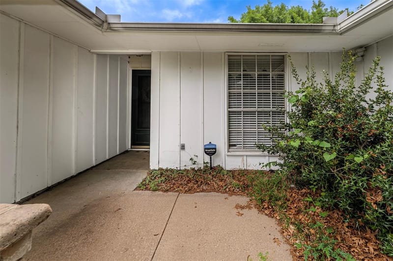 5058 Winesanker Way, Fort Worth TX 76133 - Photo 2