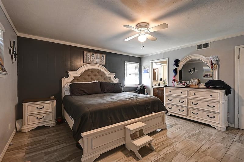3262 Camelot Drive, Dallas TX 75229 - Photo 13