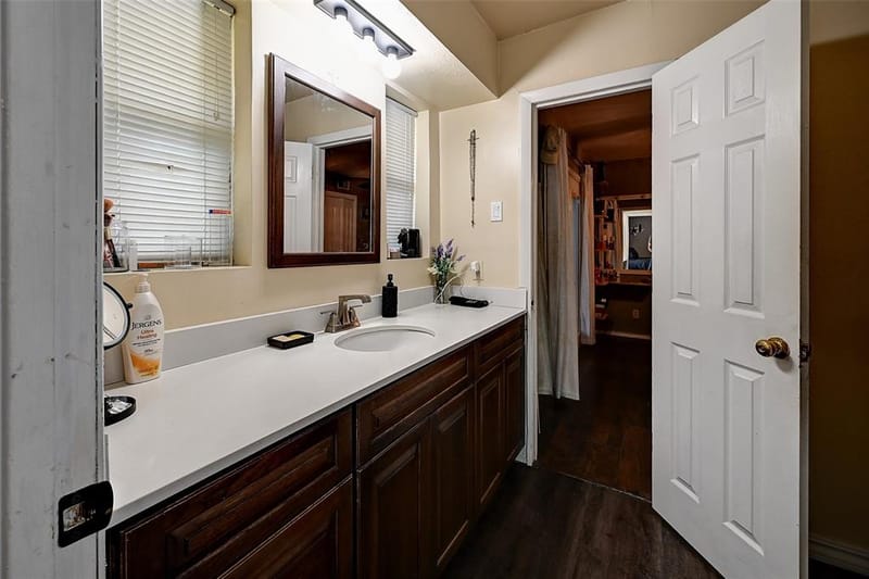 3262 Camelot Drive, Dallas TX 75229 - Photo 14