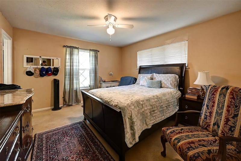 3262 Camelot Drive, Dallas TX 75229 - Photo 15