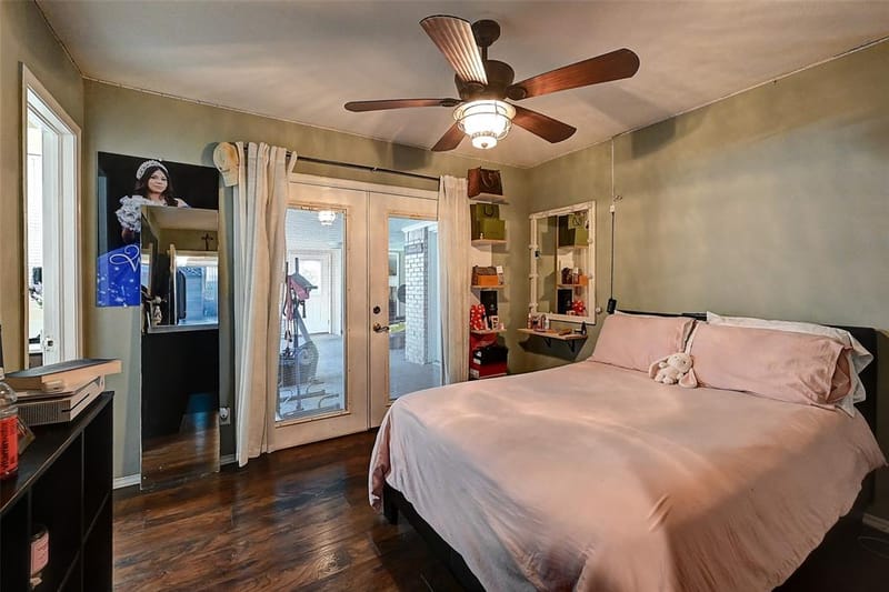 3262 Camelot Drive, Dallas TX 75229 - Photo 19
