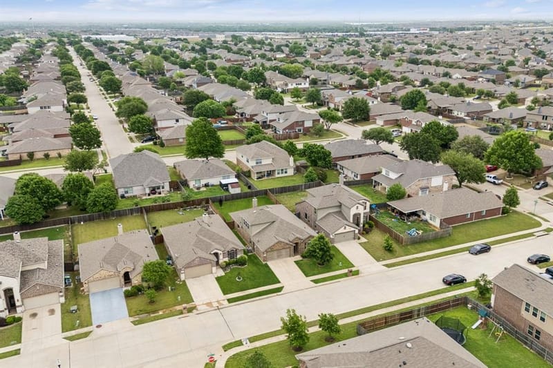 709 Cheyenne Drive, Aubrey TX 76227 - Photo 27