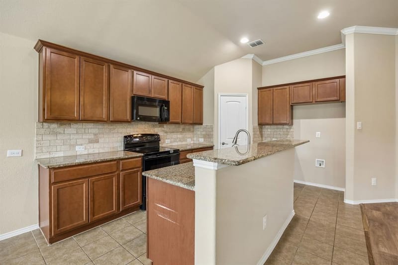 709 Cheyenne Drive, Aubrey TX 76227 - Photo 9