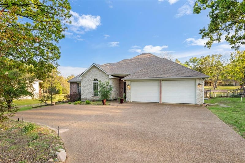 116 1st Oak Drive, Enchanted Oaks TX 75156 - Photo 3