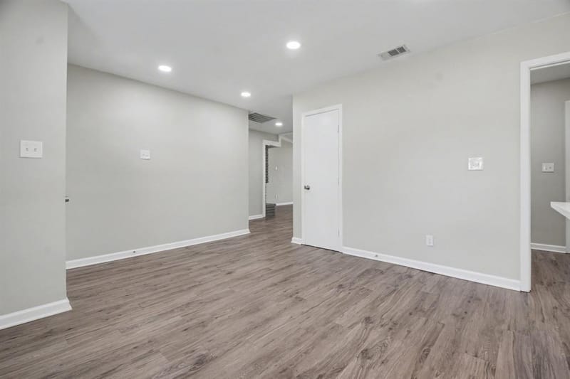 2901 Mill Trail, Carrollton TX 75007 - Photo 3