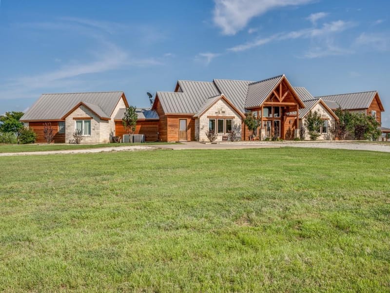 2250 Morrow Road, Valley View TX 76272 - Photo 3