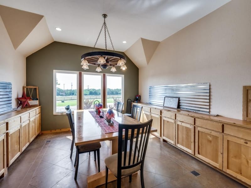 2250 Morrow Road, Valley View TX 76272 - Photo 11