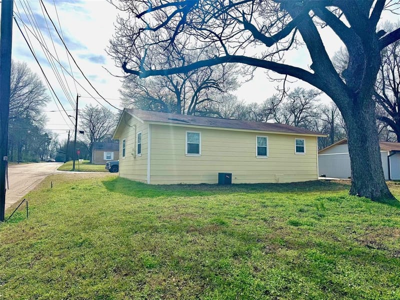 301 Fairview, Pittsburg TX 75686 - Photo 13