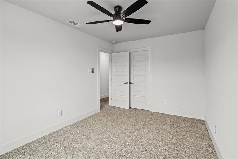 702 Perkins Court, Granbury TX 76048 - Photo 32