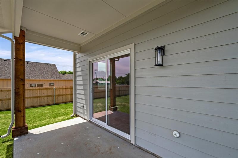 702 Perkins Court, Granbury TX 76048 - Photo 34