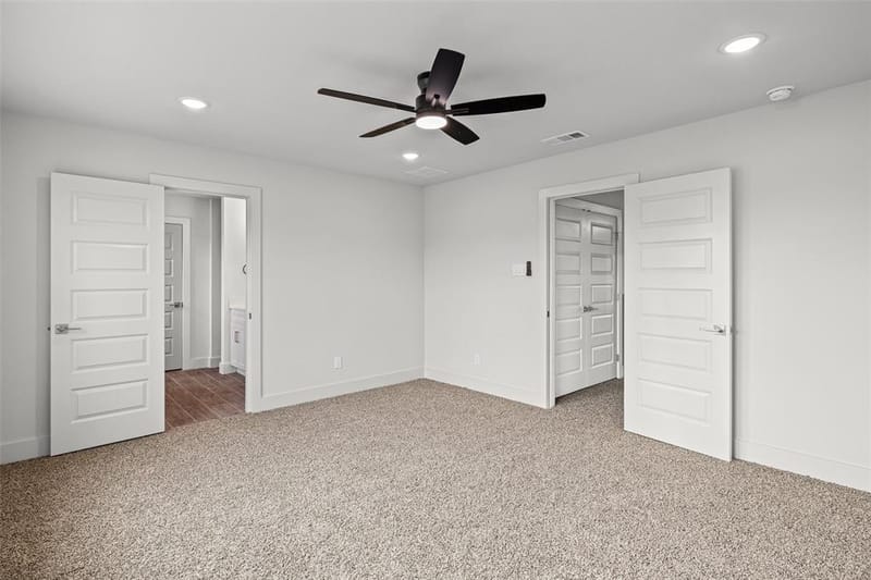 702 Perkins Court, Granbury TX 76048 - Photo 11