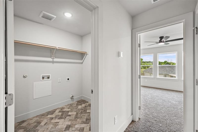 702 Perkins Court, Granbury TX 76048 - Photo 29