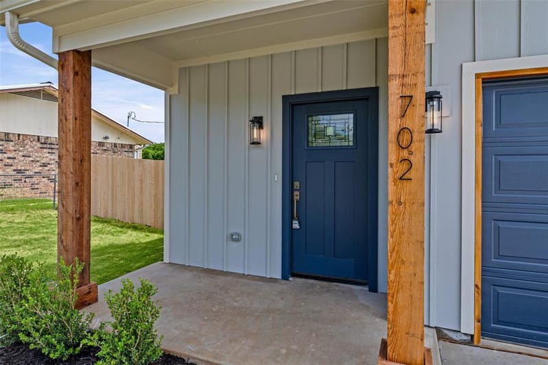 702 Perkins Court, Granbury TX 76048 - Photo 4