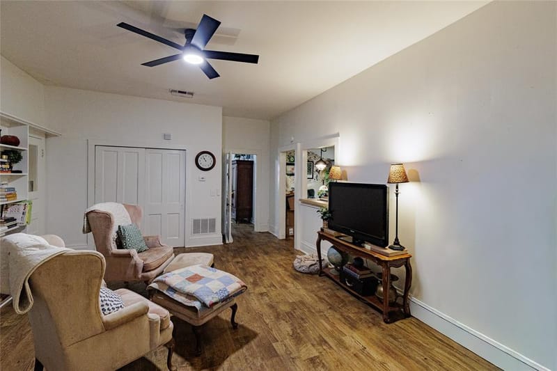 510 W Walnut Street, Decatur TX 76234 - Photo 16
