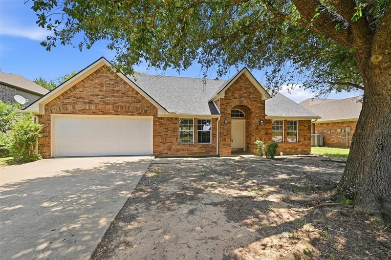 1709 Fairway Drive, Sherman TX 75090 - Photo 2