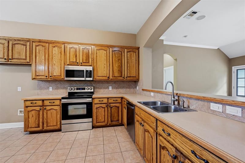1709 Fairway Drive, Sherman TX 75090 - Photo 12