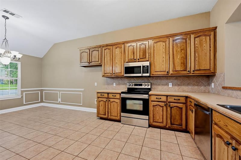 1709 Fairway Drive, Sherman TX 75090 - Photo 11
