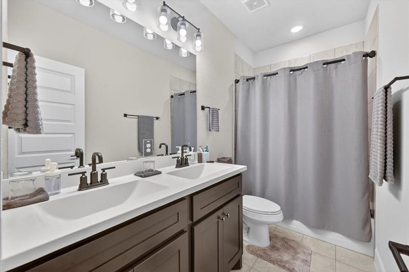 2512 Four Roses Drive, Lewisville TX 75056 - Photo 25