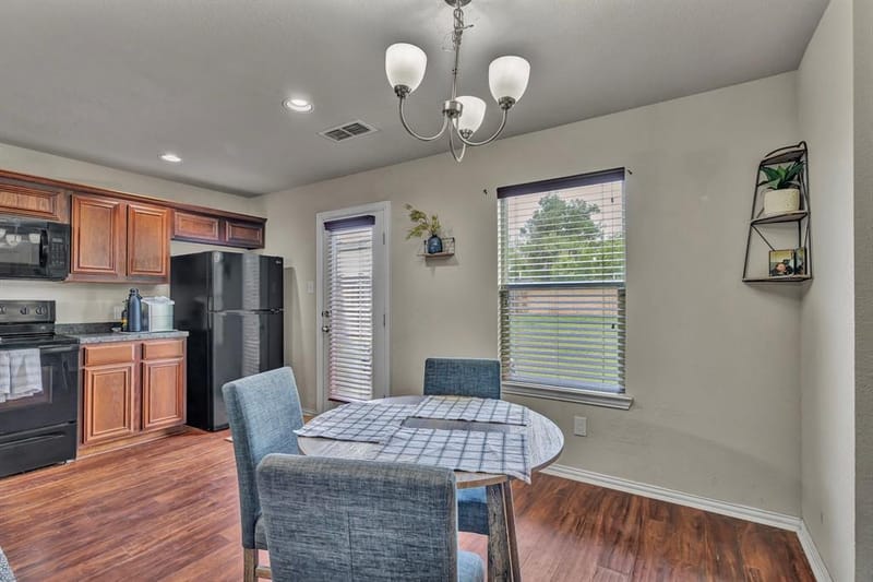 1501 Sierra Estate Trail, Fort Worth TX 76119 - Photo 6