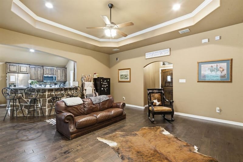 940 Elk Ridge Drive, Stephenville TX 76401 - Photo 2