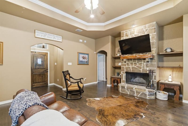 940 Elk Ridge Drive, Stephenville TX 76401 - Photo 4