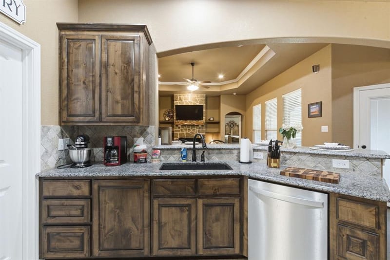 940 Elk Ridge Drive, Stephenville TX 76401 - Photo 8