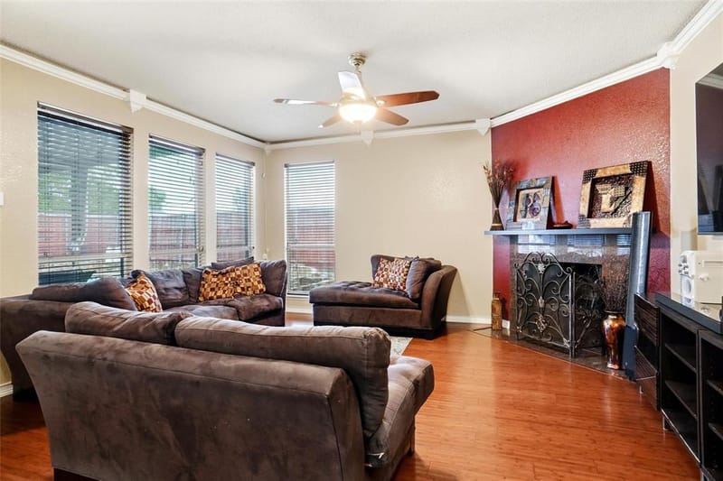 2509 Johnson Drive, Mesquite TX 75181 - Photo 4