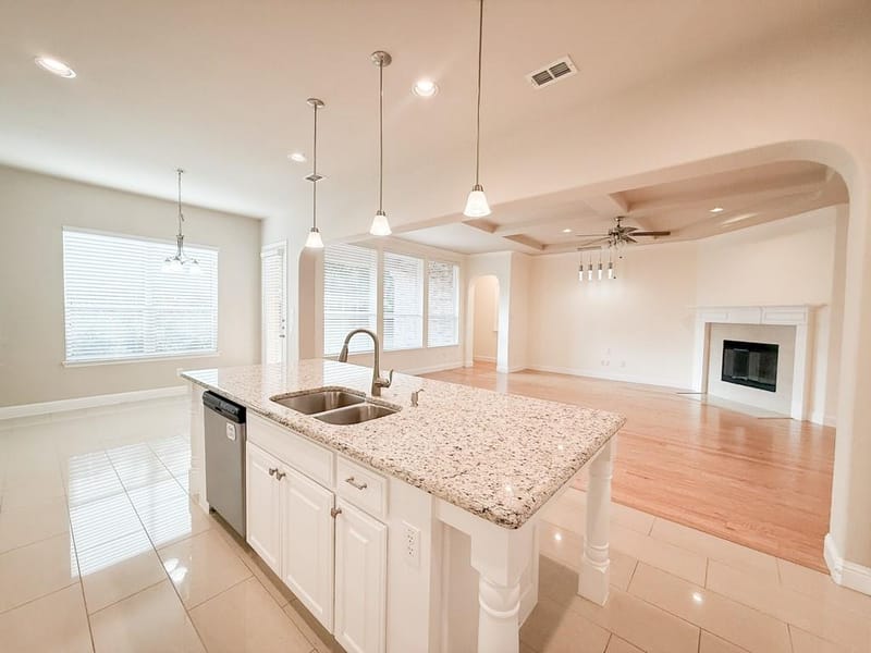 7048 Fullerton Circle, Frisco TX 75035 - Photo 10