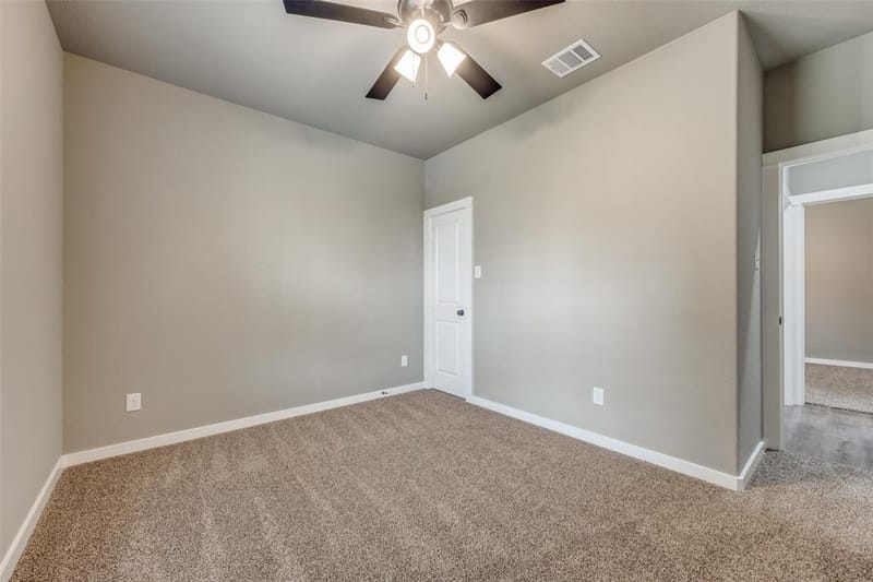 706 Turner Street, Wolfe City TX 75496 - Photo 13