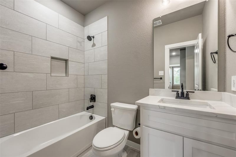 706 Turner Street, Wolfe City TX 75496 - Photo 15