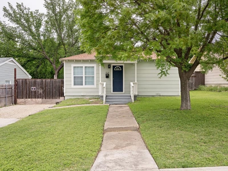 7416 Gaston Avenue, Fort Worth TX 76116