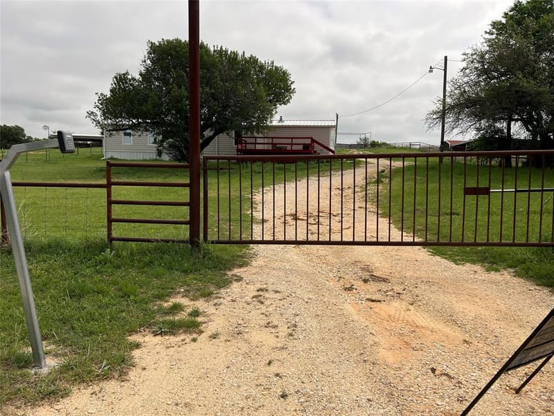 1661 County Road 195, Dublin TX 76446