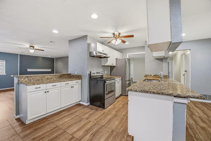 1602 Marie Terrace, Arlington TX 76010 - Photo 12