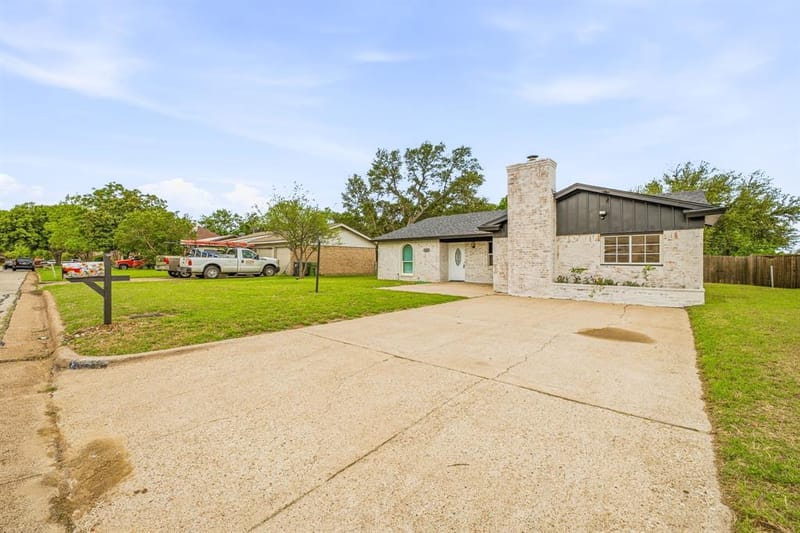 1602 Marie Terrace, Arlington TX 76010 - Photo 34