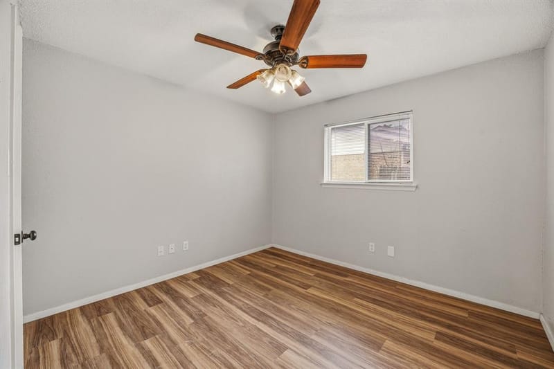 1602 Marie Terrace, Arlington TX 76010 - Photo 25